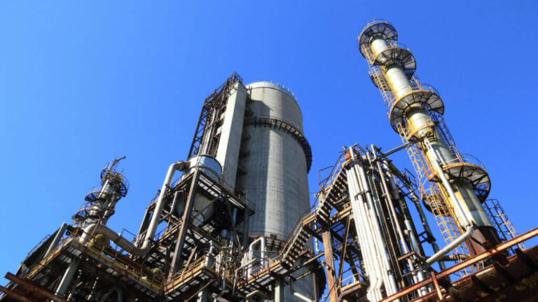 Enhancing Operational Efficiency in Manufacturing: A Shift Handover Use Case